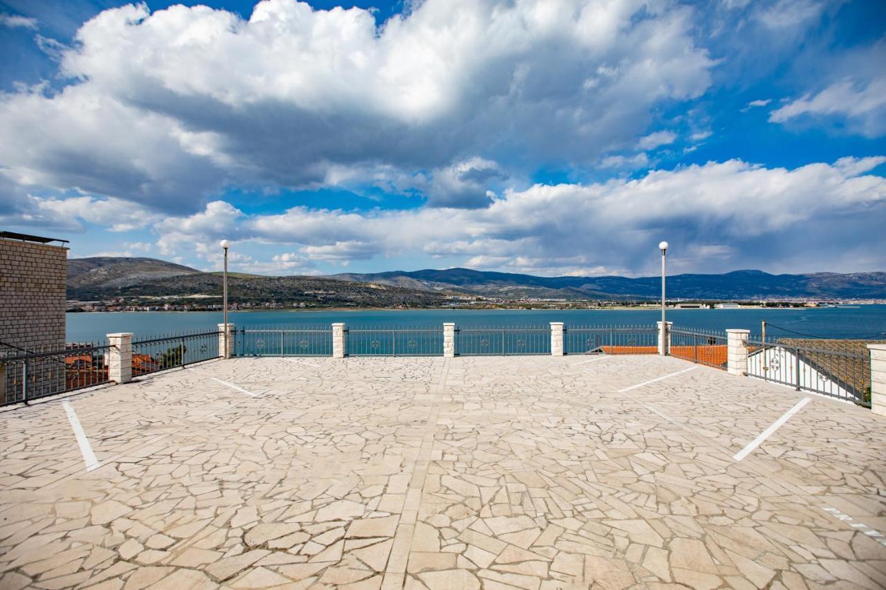 Hotel Buenavista Beach House Trogir Mastrinka Exterior photo
