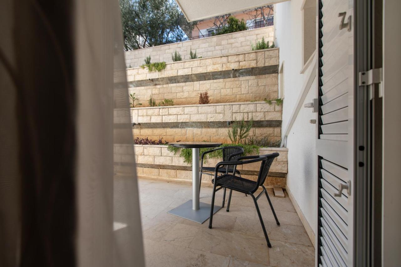 Hotel Buenavista Beach House Trogir Mastrinka Exterior photo