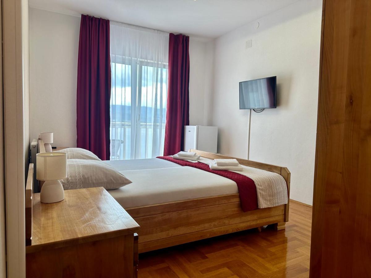 Hotel Buenavista Beach House Trogir Mastrinka Exterior photo