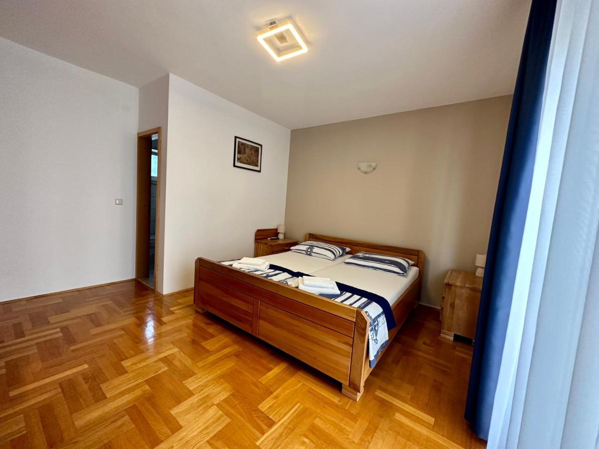 Hotel Buenavista Beach House Trogir Mastrinka Exterior photo